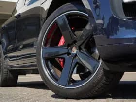 Porsche Macan thumbnail 4