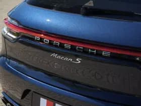 Porsche Macan thumbnail 10