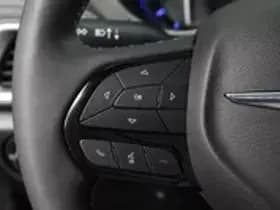 Chrysler Pacifica thumbnail 33