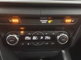 Mazda 3 thumbnail 17