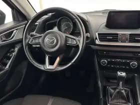 Mazda 3 thumbnail 8