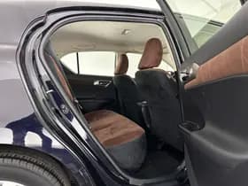 Lexus CT thumbnail 12