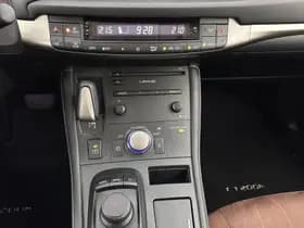 Lexus CT thumbnail 17