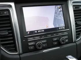 Porsche Macan thumbnail 14