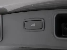 Porsche Macan thumbnail 25