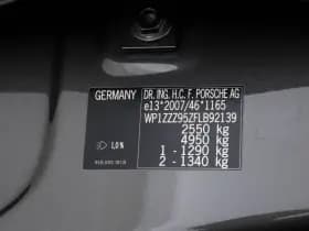 Porsche Macan thumbnail 35