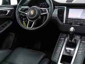 Porsche Macan thumbnail 8