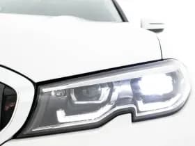 Bmw 3 serie thumbnail 36