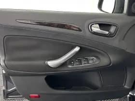 Ford Mondeo thumbnail 19