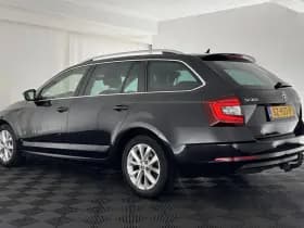 Skoda Octavia thumbnail 4