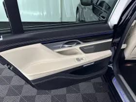 Bmw 7 serie thumbnail 12