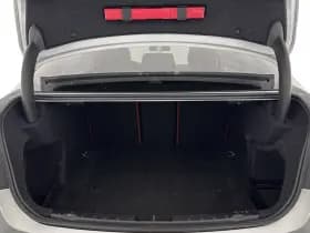 Bmw 3 serie thumbnail 12