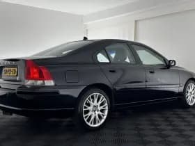 Volvo S60 thumbnail 6