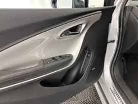 Opel Ampera thumbnail 23