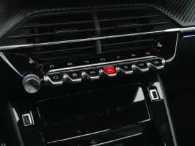 Peugeot E 2008 thumbnail 15