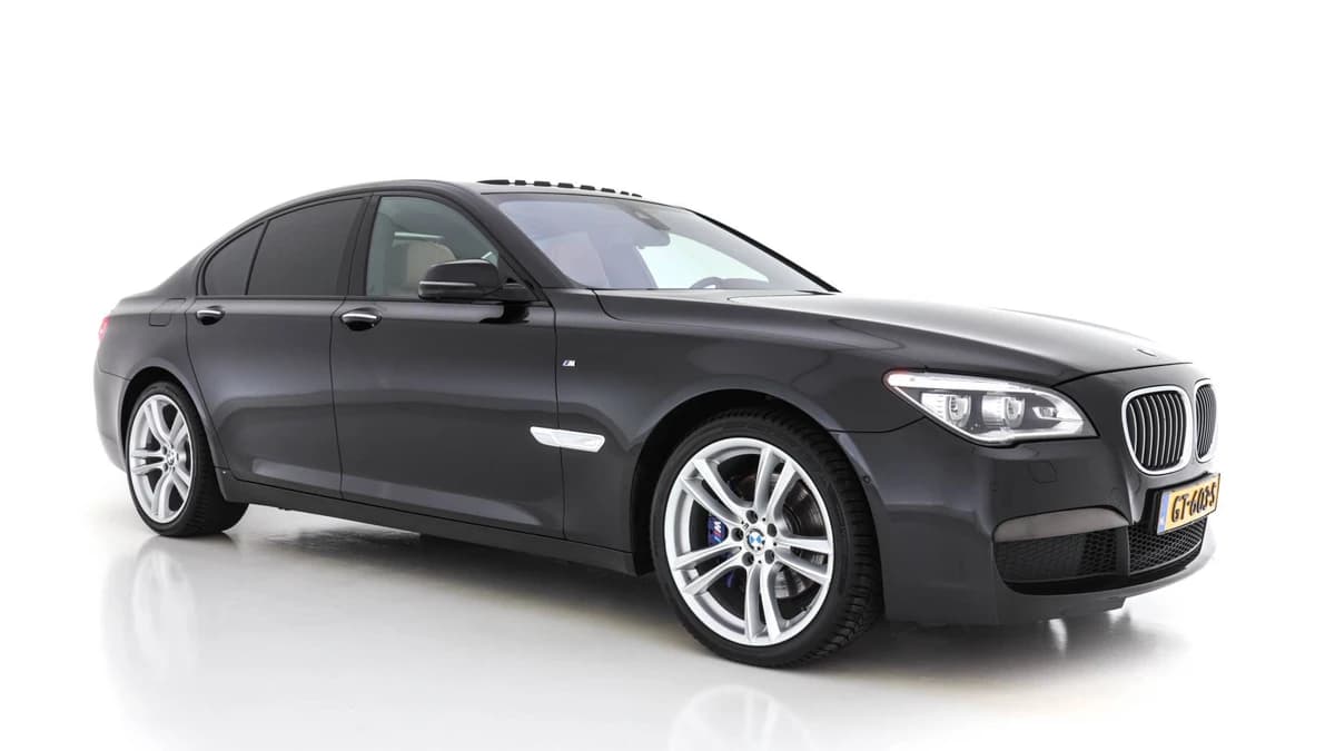 Bmw 7 serie — foto 1