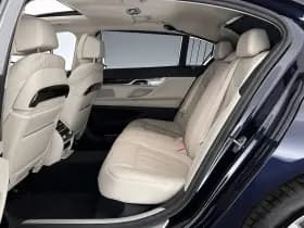 Bmw 7 serie thumbnail 11