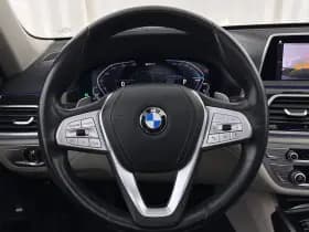 Bmw 7 serie thumbnail 22