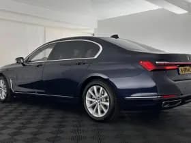 Bmw 7 serie thumbnail 5