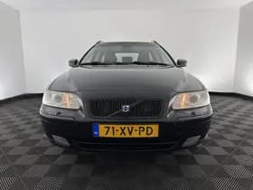 Volvo V70 thumbnail 3
