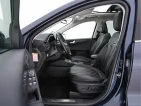 Ford Kuga thumbnail 10