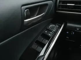 Lexus Is thumbnail 22