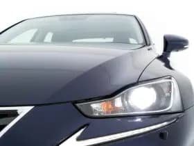 Lexus Is thumbnail 32