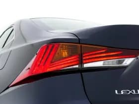 Lexus Is thumbnail 33