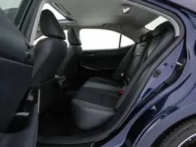 Lexus Is thumbnail 10