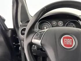 Fiat Punto thumbnail 17