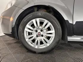 Fiat Punto thumbnail 23