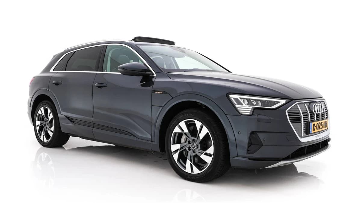 Audi E tron — foto 1