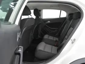 Mercedes-Benz Benz gla thumbnail 11