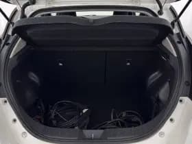 Nissan Leaf thumbnail 11