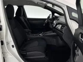 Nissan Leaf thumbnail 12