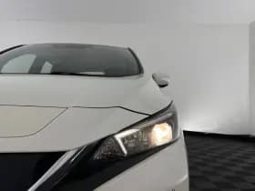 Nissan Leaf thumbnail 24