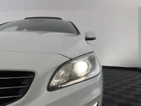 Volvo V60 thumbnail 25