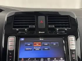 Nissan Leaf thumbnail 14