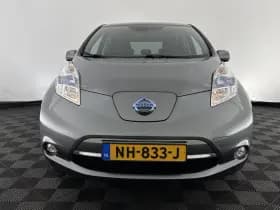Nissan Leaf thumbnail 3