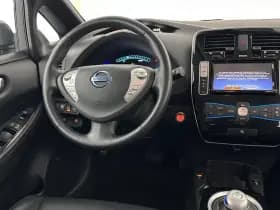 Nissan Leaf thumbnail 8