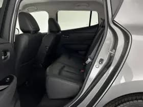 Nissan Leaf thumbnail 10