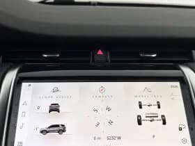 Land Rover discovery sport thumbnail 16