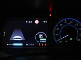 Nissan Leaf thumbnail 20