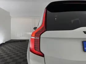 Volvo XC90 thumbnail 35