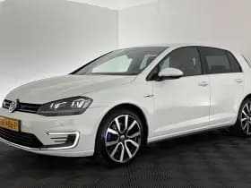 Volkswagen Golf thumbnail 3