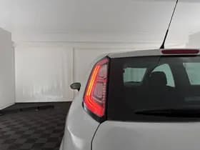 Fiat Punto thumbnail 23