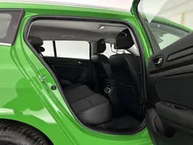 Renault Megane estate thumbnail 12