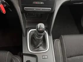 Renault Megane estate thumbnail 17