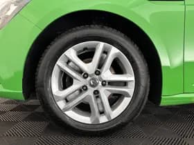 Renault Megane estate thumbnail 21