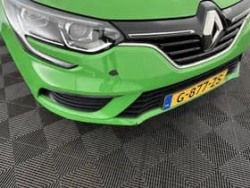 Renault Megane estate thumbnail 26